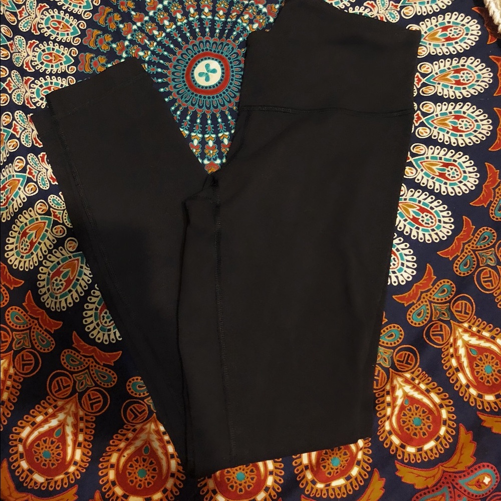 size 6 black lululemon leggings full length